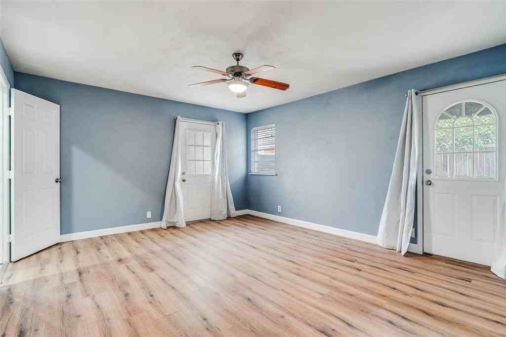 6421 Winifred Dr - Photo 5 of 12