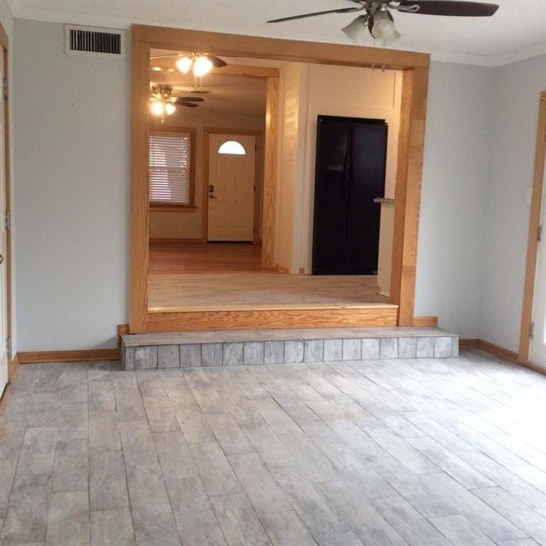 3241 Aurora St - Photo 6 of 14