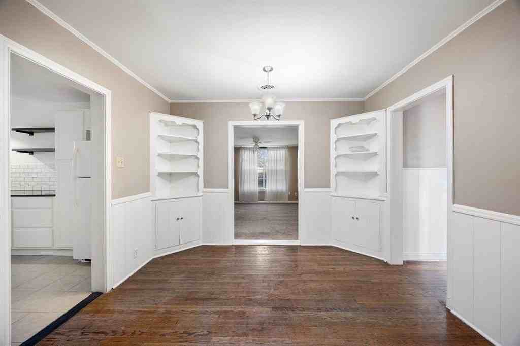 806 Buckalew St - Photo 7 of 23