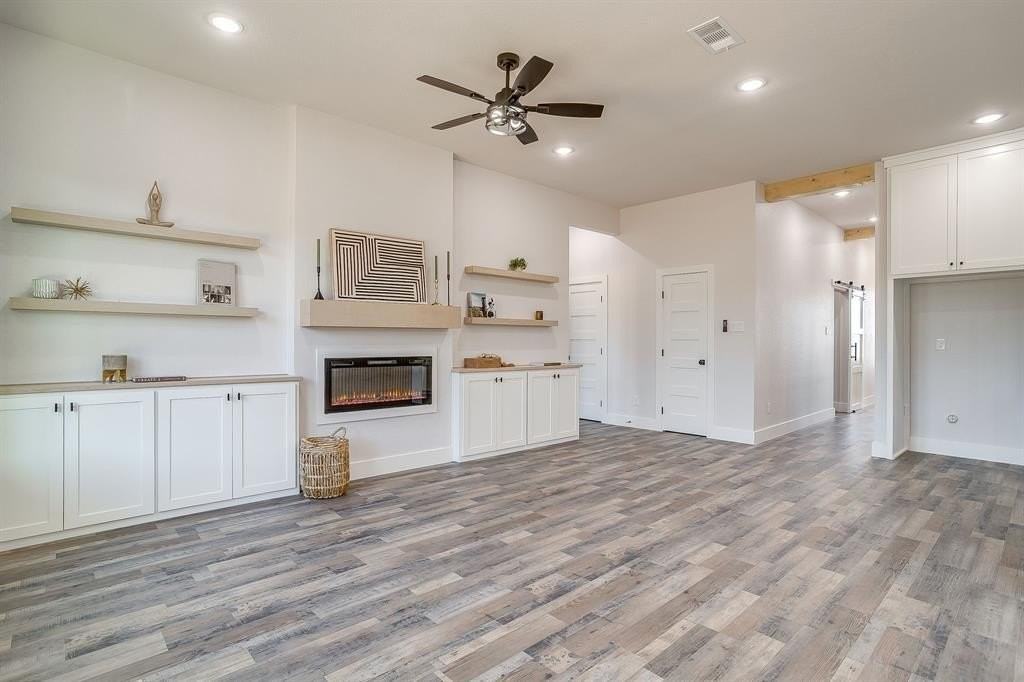 1406 Dorado Dr - Photo 6 of 40