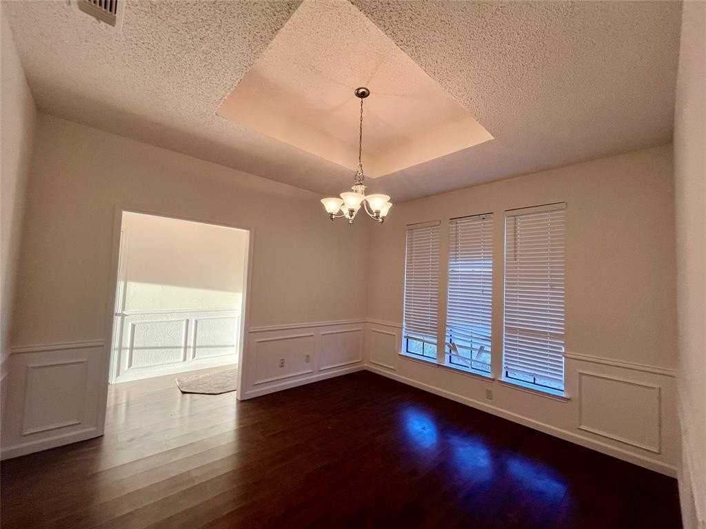 5106 Red River Dr - Photo 2 of 22