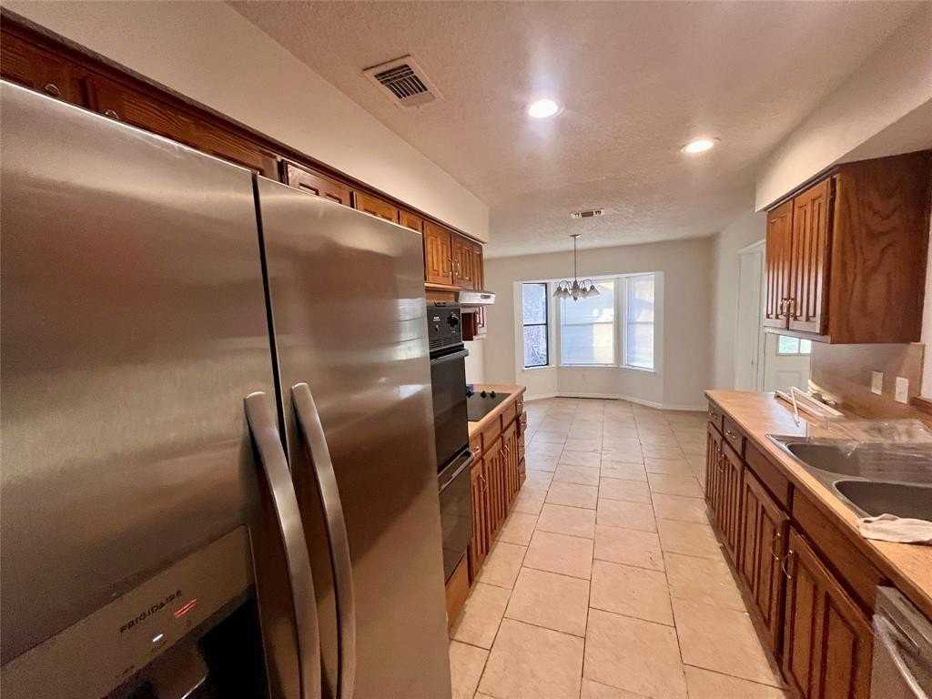 5106 Red River Dr - Photo 4 of 22