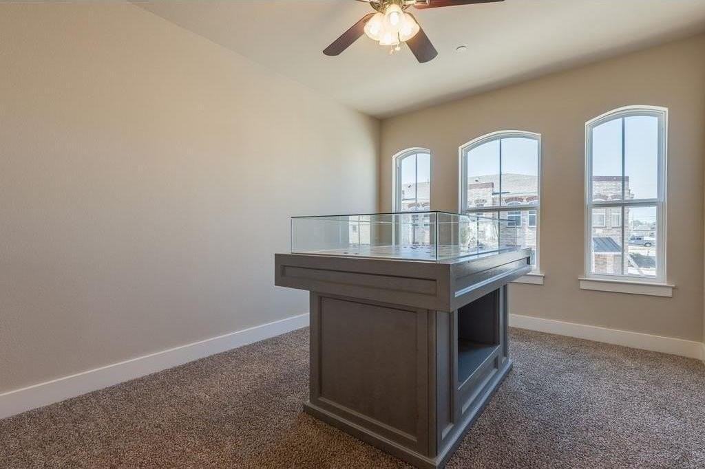 203 Belleville Dr - Photo 6 of 23