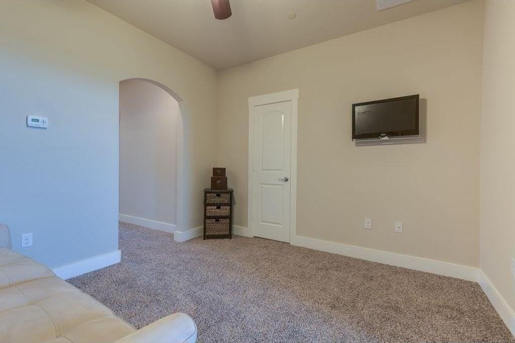 203 Belleville Dr - Photo 7 of 23