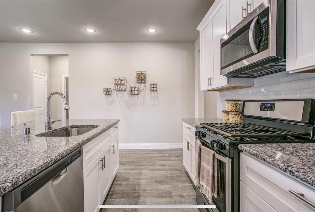 4432 Thalia Way - Photo 6 of 16