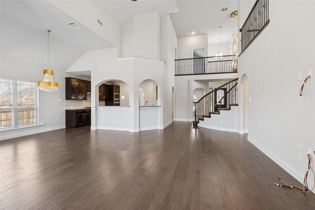 3233 Rolling Meadow Dr - Photo 6 of 37