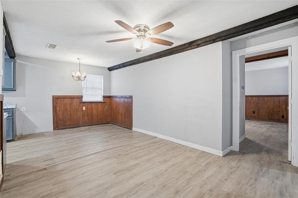 1412 Chase Ave - Photo 3 of 23