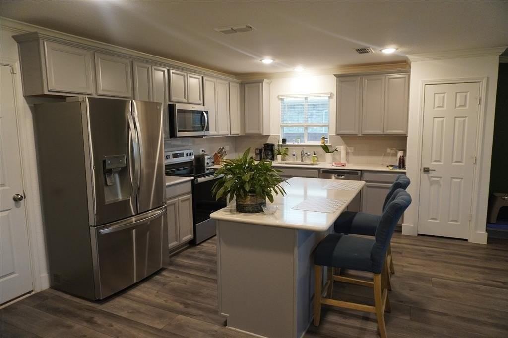 1245 Waggoner Dr - Photo 7 of 25