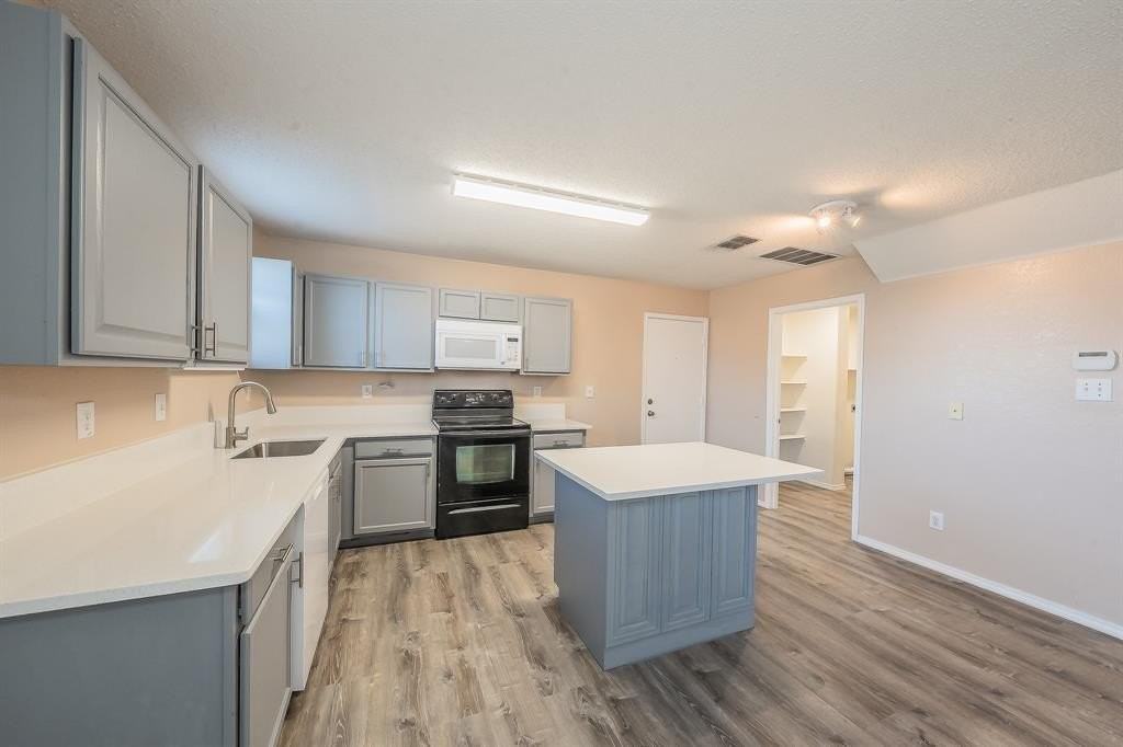 2032 Hopi Trl - Photo 6 of 31