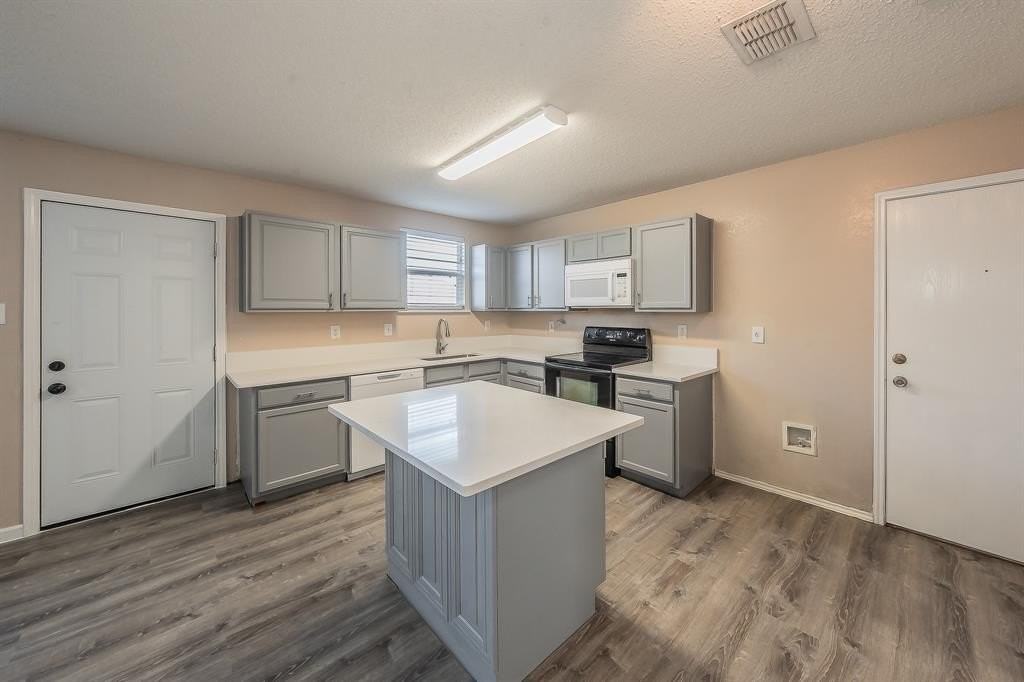 2032 Hopi Trl - Photo 7 of 31