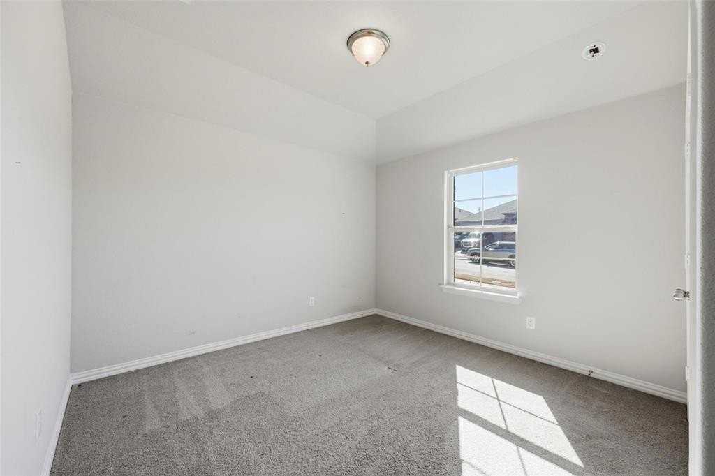 1116 Rountree Ct - Photo 5 of 29