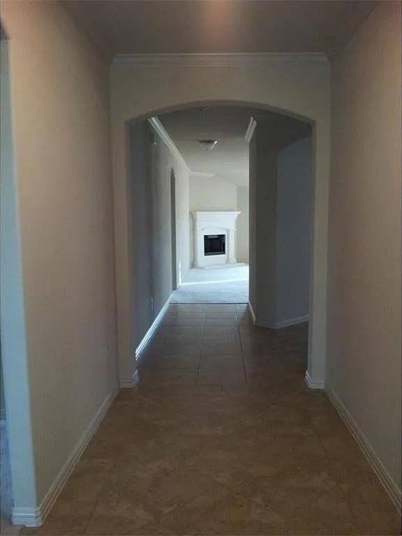 412 Stonecreek Dr - Photo 2 of 14