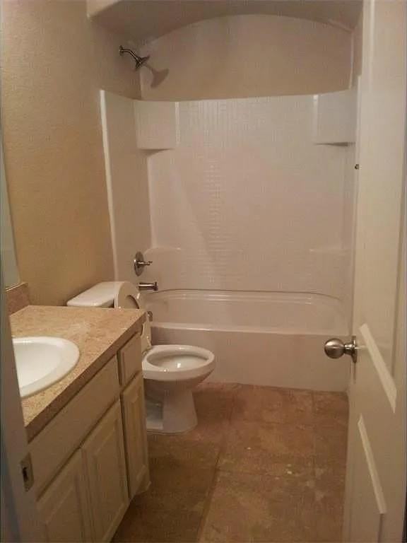 412 Stonecreek Dr - Photo 3 of 14