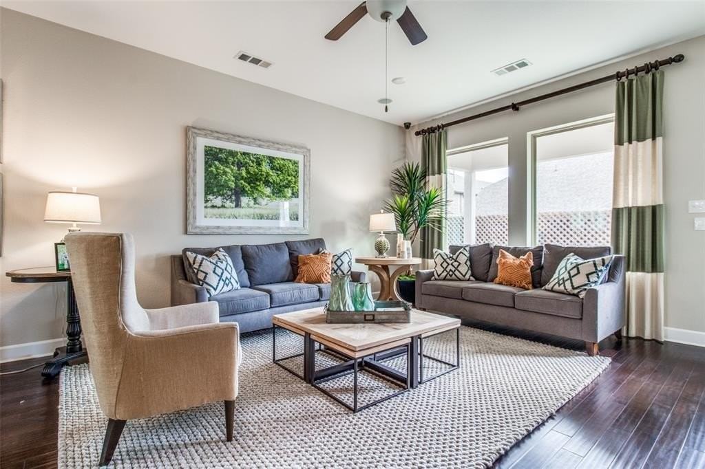 1605 Cedar Crest Dr - Photo 5 of 26