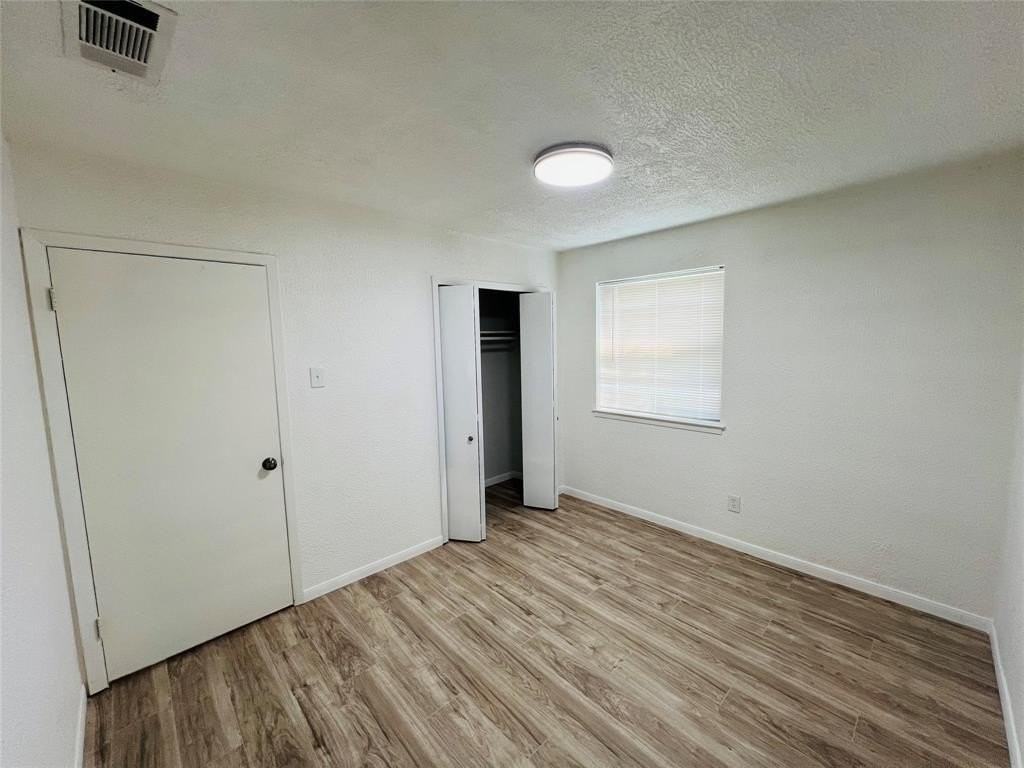 1303 Driftwood Dr - Photo 7 of 15