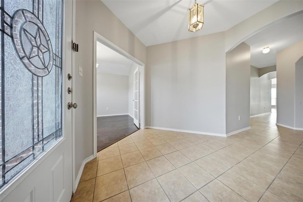 2007 Sterling Gate Dr - Photo 5 of 26