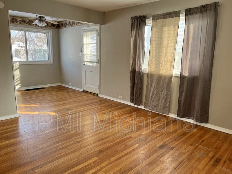 4414 Huron Cir - Photo 6 of 15