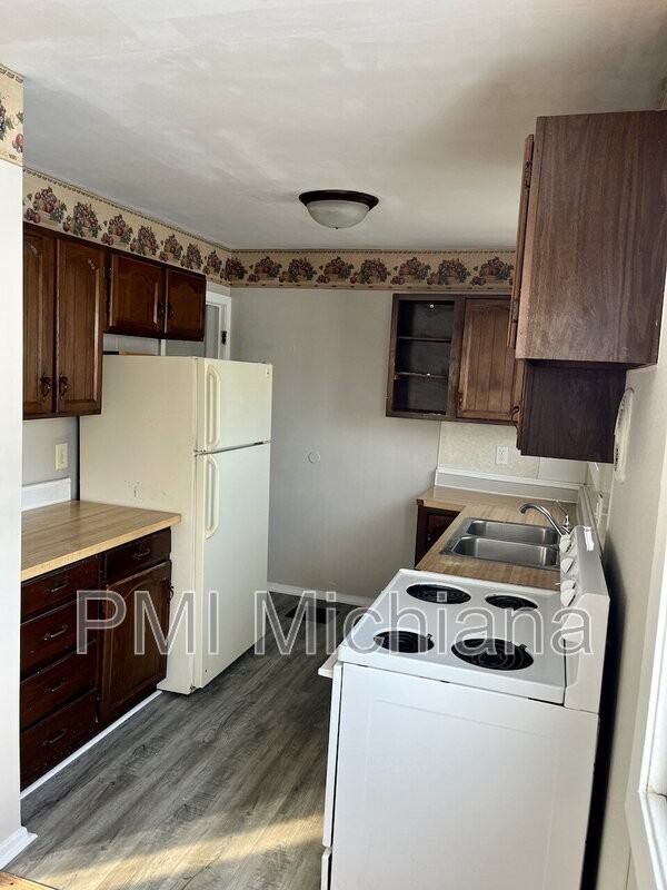 4414 Huron Cir - Photo 7 of 15