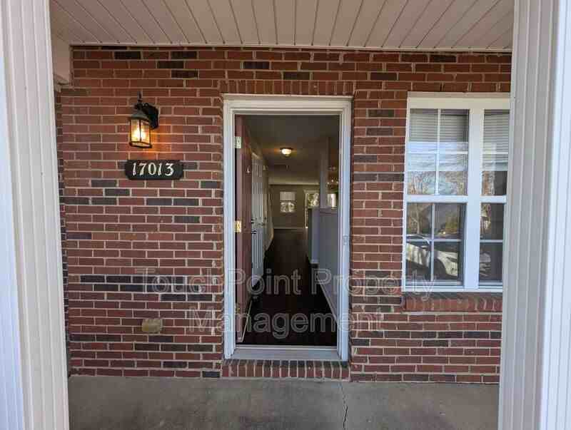 17013 Turning Stick Ct - Photo 3 of 24