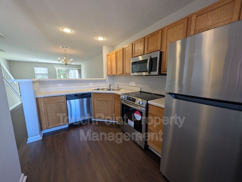 17013 Turning Stick Ct - Photo 5 of 24