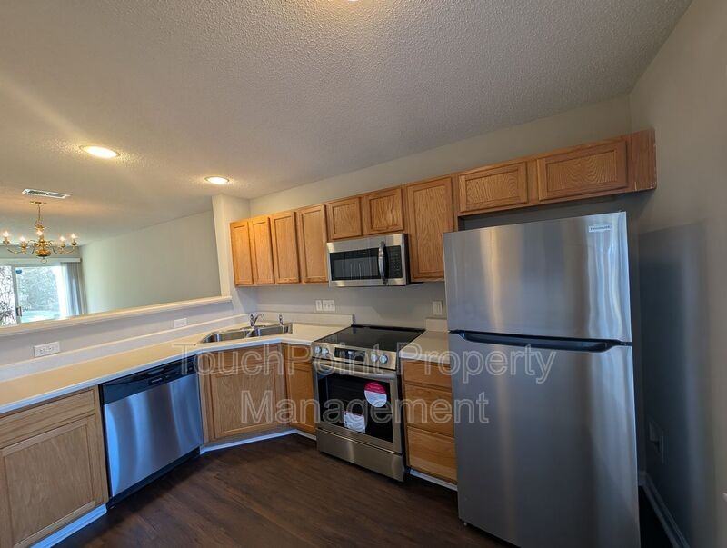 17013 Turning Stick Ct - Photo 6 of 24