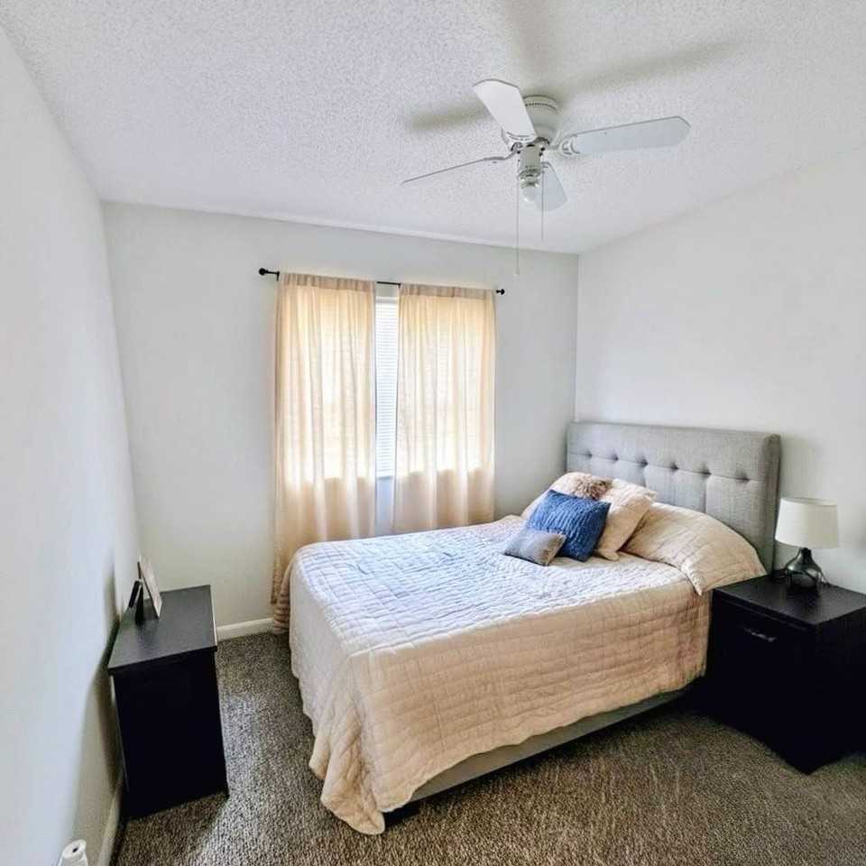 130 Cypress Way W - Photo 5 of 10