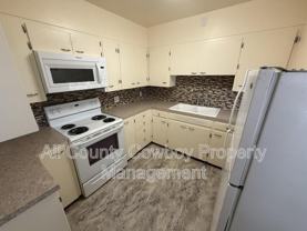 700 W 1st Ave #3 - Photo 1 of 1