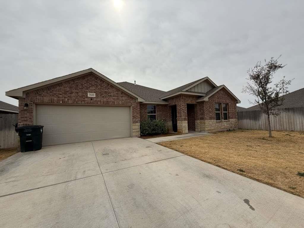 7600 Silver Creek Ct - Photo 2 of 24