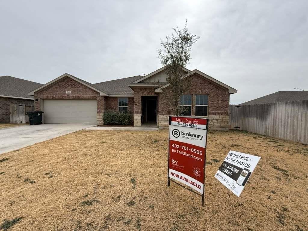 7600 Silver Creek Ct - Photo 3 of 24