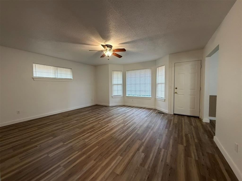 6505 Cherokee Dr - Photo 2 of 12