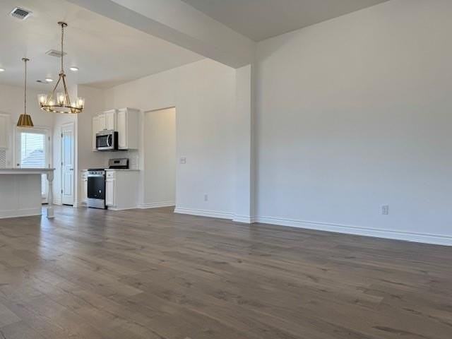 253 Park Ln - Photo 4 of 30