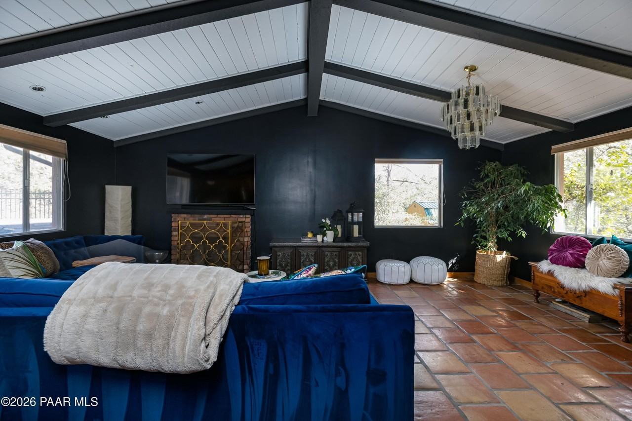 372 Verde Ln - Photo 5 of 23