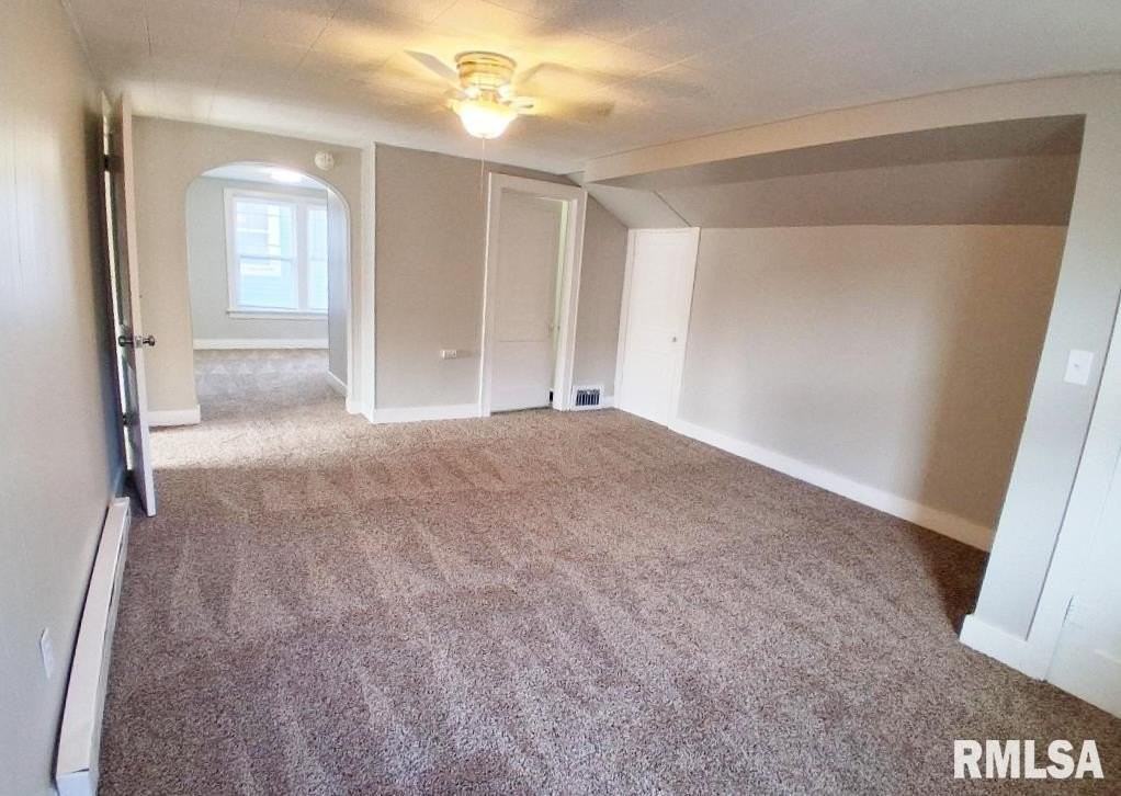 513 W Loucks Ave - Photo 6 of 12