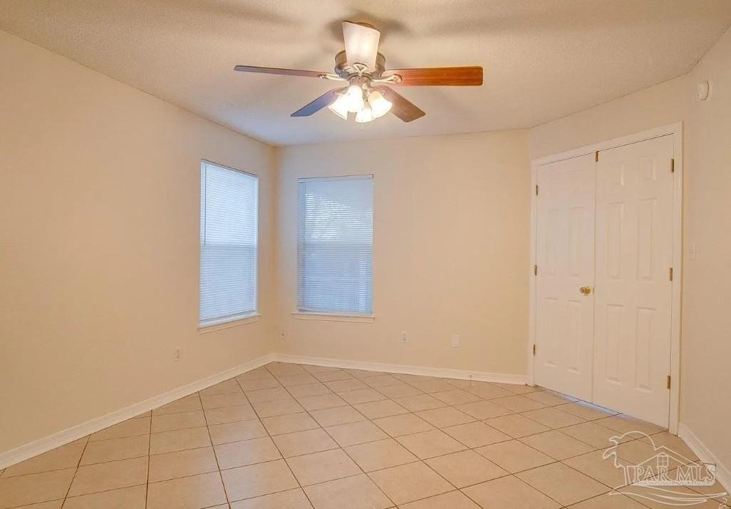 393 Mizzen Ln - Photo 6 of 8