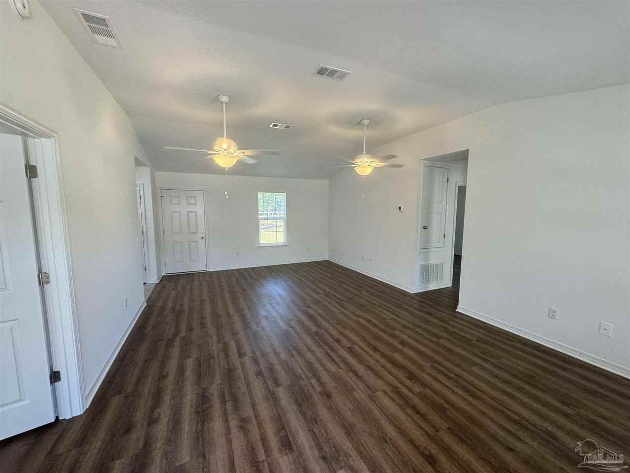 5396 Spruce St - Photo 2 of 24