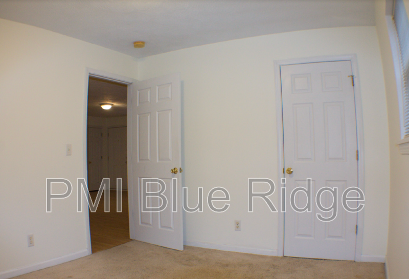 1416 Highland Ave #A - Photo 5 of 34