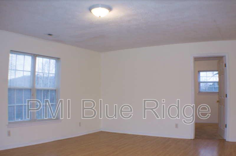 1416 Highland Ave #A - Photo 7 of 34