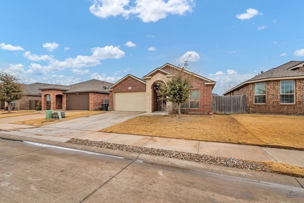 6613 Colony Rd - Photo 5 of 40