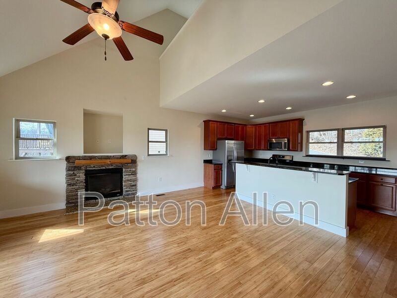 12 Conscious Way - Photo 3 of 44