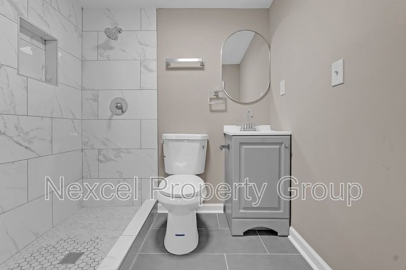 8254 Whitebrook Dr - Photo 7 of 17