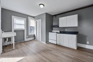 904 Main St - Photo 1 of 1