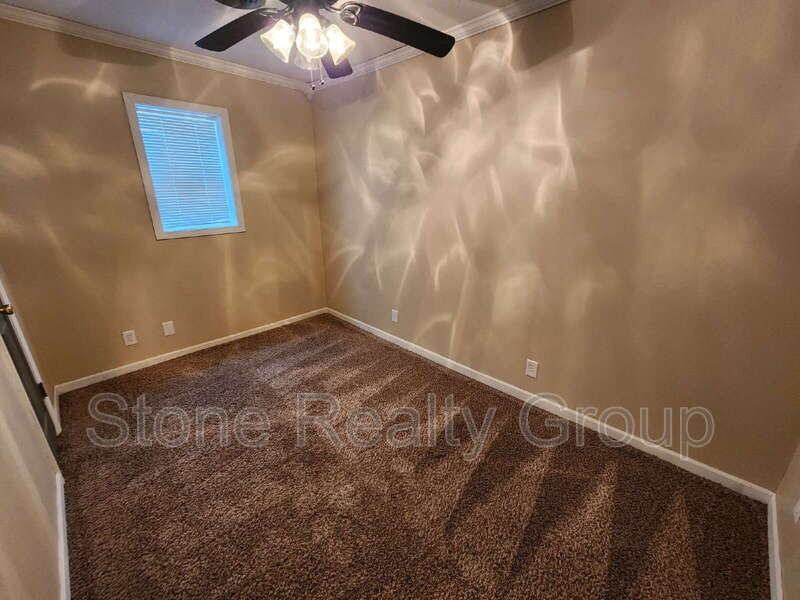 1405 S 25th St #2 - Photo 6 of 8