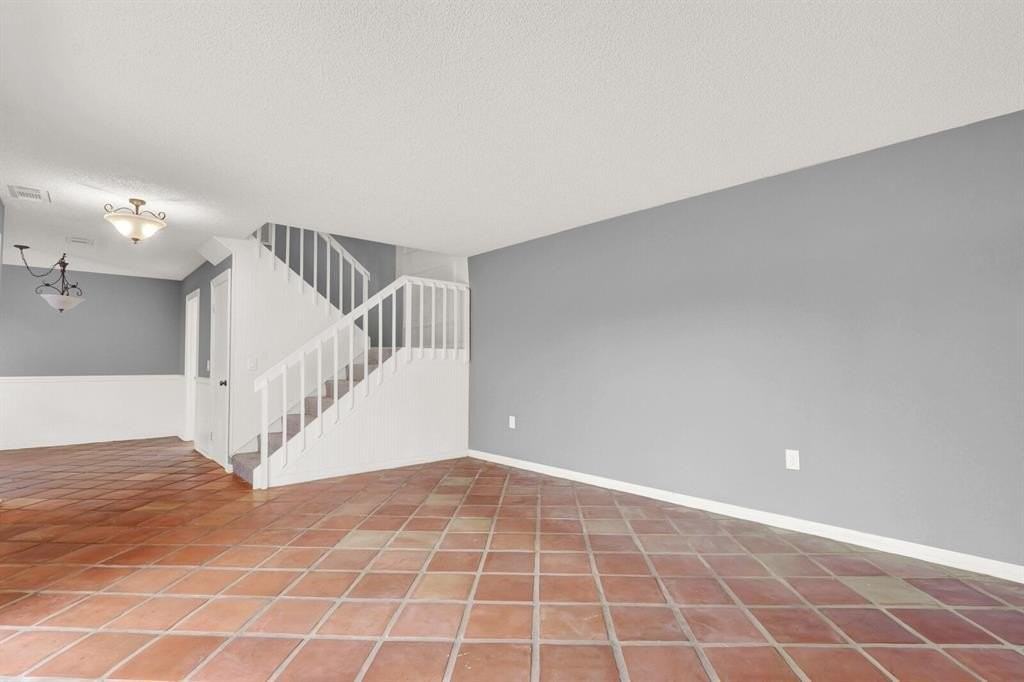 3227 Gardens East Dr #C - Photo 5 of 33