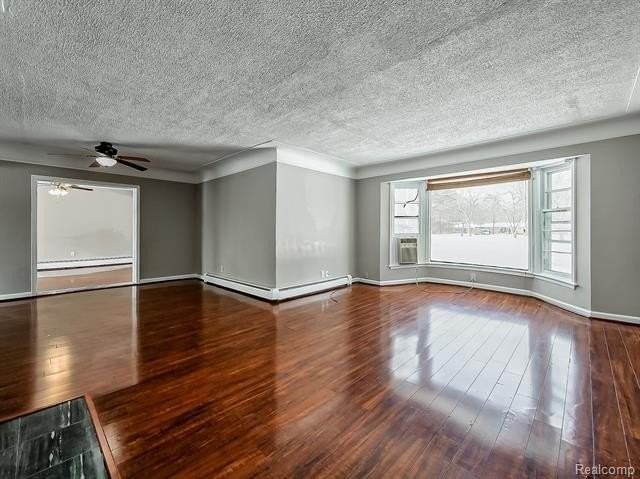 25330 Brookview St - Photo 2 of 29