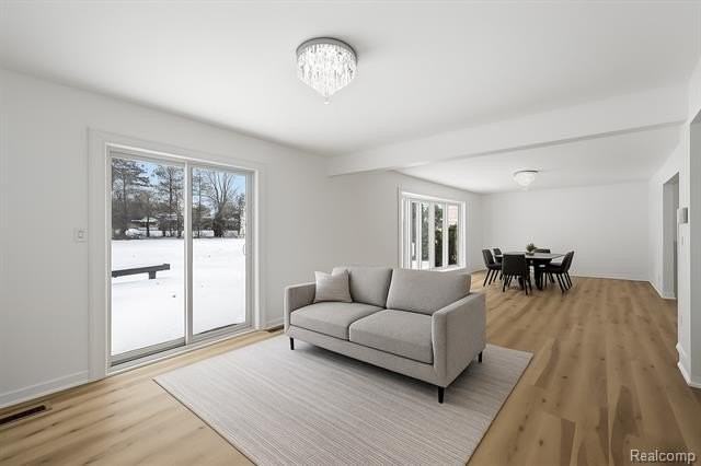 5570 Forman Dr - Photo 7 of 27