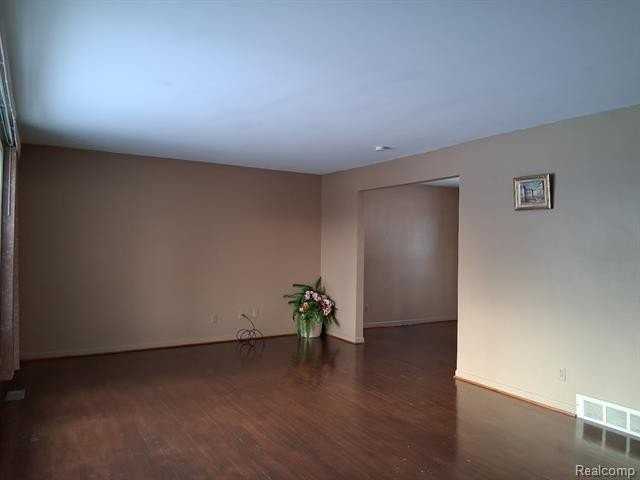 12759 Joseph Dr - Photo 4 of 33