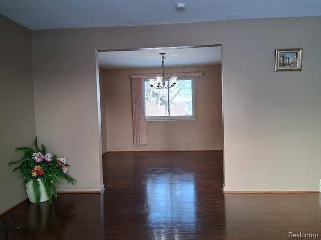 12759 Joseph Dr - Photo 5 of 33