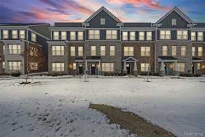 featured image of 43071 Atwood Ave