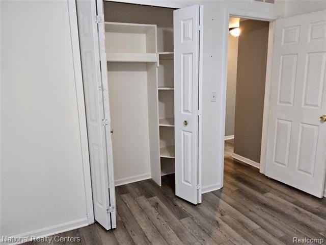 15712 Orchard Ln - Photo 2 of 12