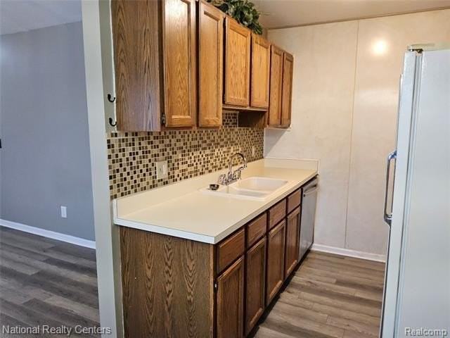 15712 Orchard Ln - Photo 3 of 12